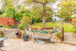 Photo 28- click for photo gallery